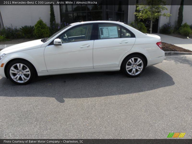 Arctic White / Almond/Mocha 2011 Mercedes-Benz C 300 Luxury