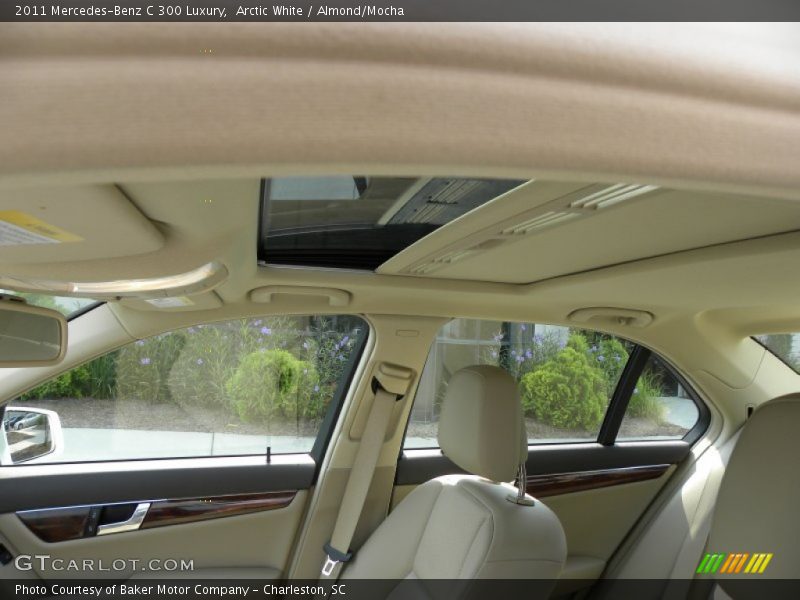 Arctic White / Almond/Mocha 2011 Mercedes-Benz C 300 Luxury
