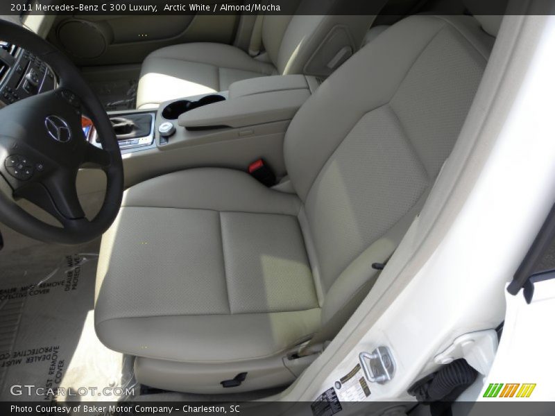 Arctic White / Almond/Mocha 2011 Mercedes-Benz C 300 Luxury