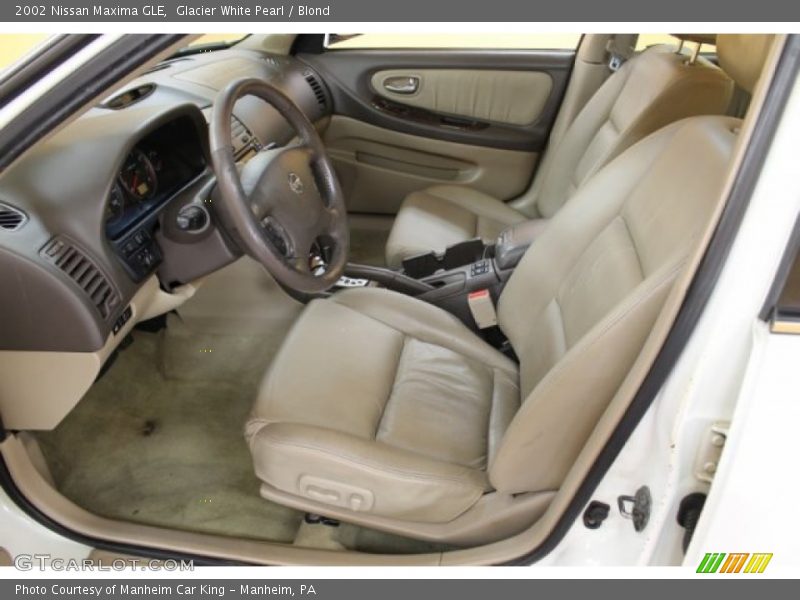 Glacier White Pearl / Blond 2002 Nissan Maxima GLE