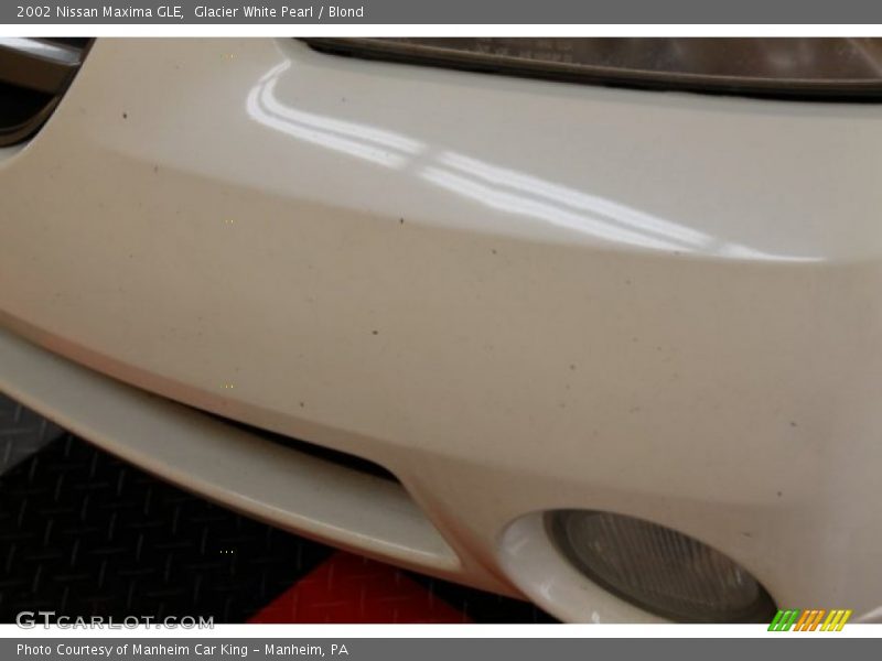 Glacier White Pearl / Blond 2002 Nissan Maxima GLE