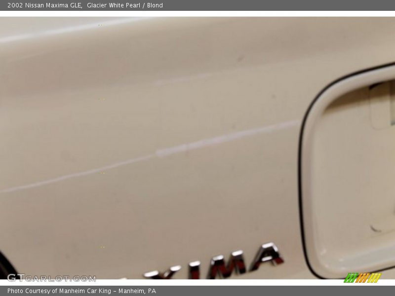 Glacier White Pearl / Blond 2002 Nissan Maxima GLE