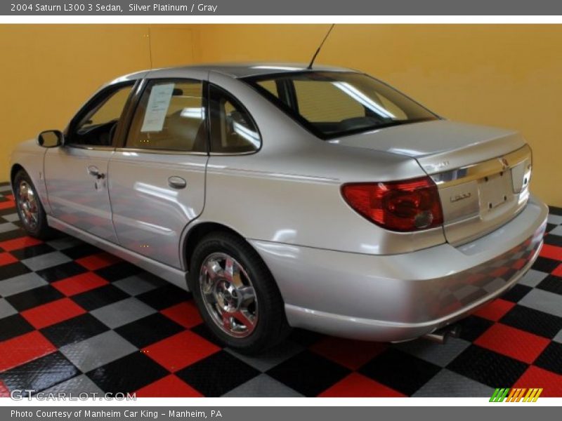 Silver Platinum / Gray 2004 Saturn L300 3 Sedan