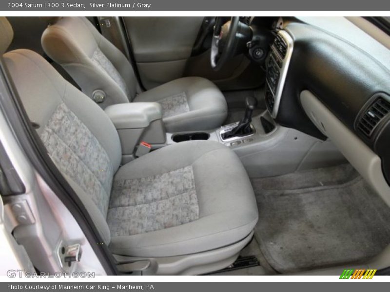 Silver Platinum / Gray 2004 Saturn L300 3 Sedan