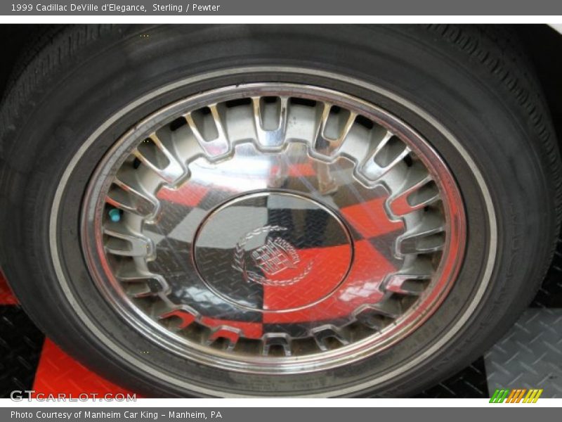 Sterling / Pewter 1999 Cadillac DeVille d'Elegance