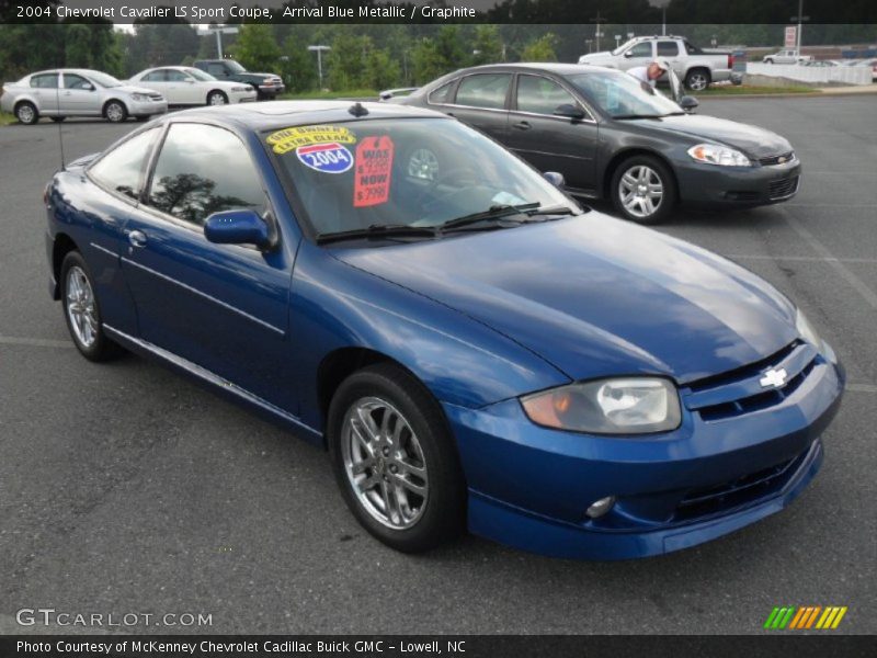 Front 3/4 View of 2004 Cavalier LS Sport Coupe