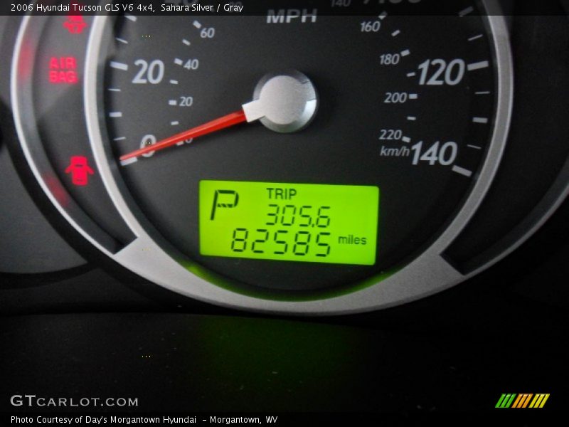 Sahara Silver / Gray 2006 Hyundai Tucson GLS V6 4x4