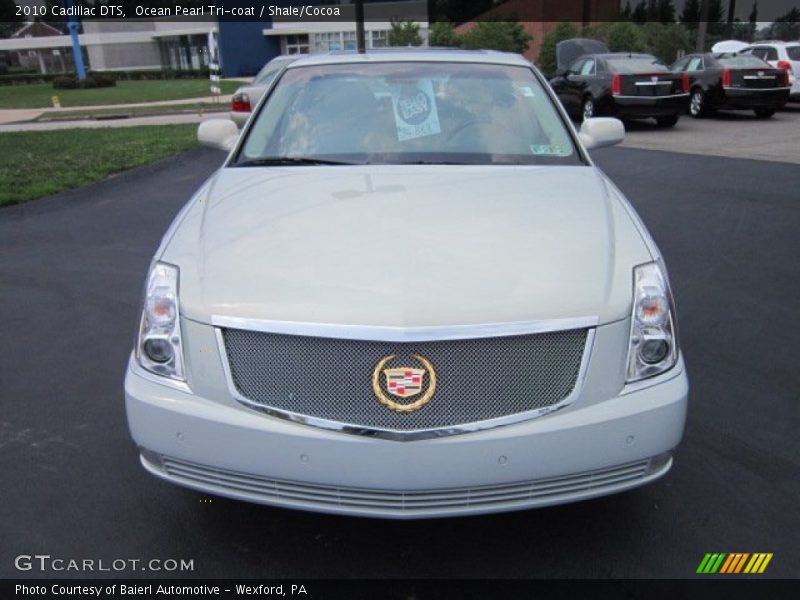 Ocean Pearl Tri-coat / Shale/Cocoa 2010 Cadillac DTS