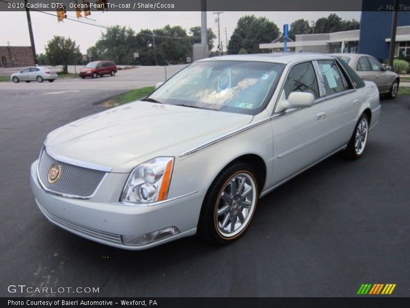 Ocean Pearl Tri-coat / Shale/Cocoa 2010 Cadillac DTS