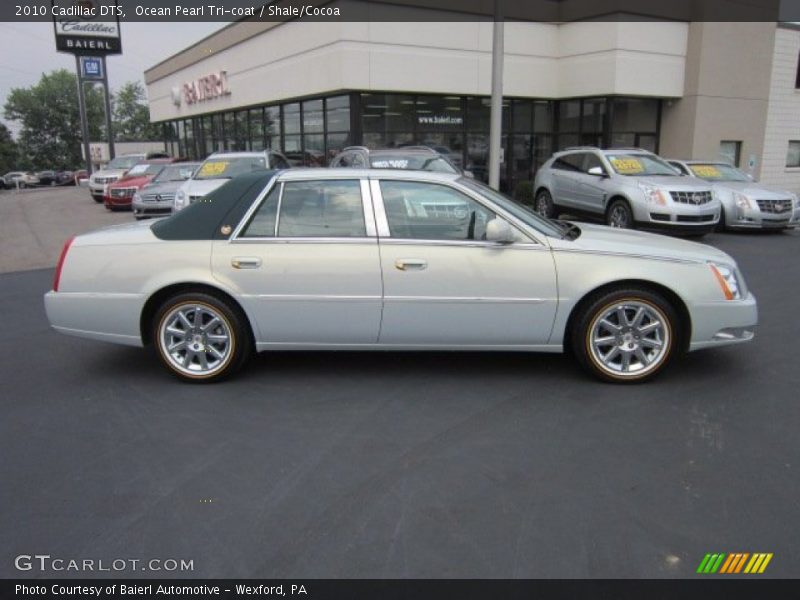 Ocean Pearl Tri-coat / Shale/Cocoa 2010 Cadillac DTS