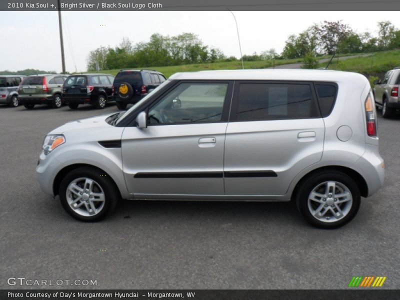 Bright Silver / Black Soul Logo Cloth 2010 Kia Soul +