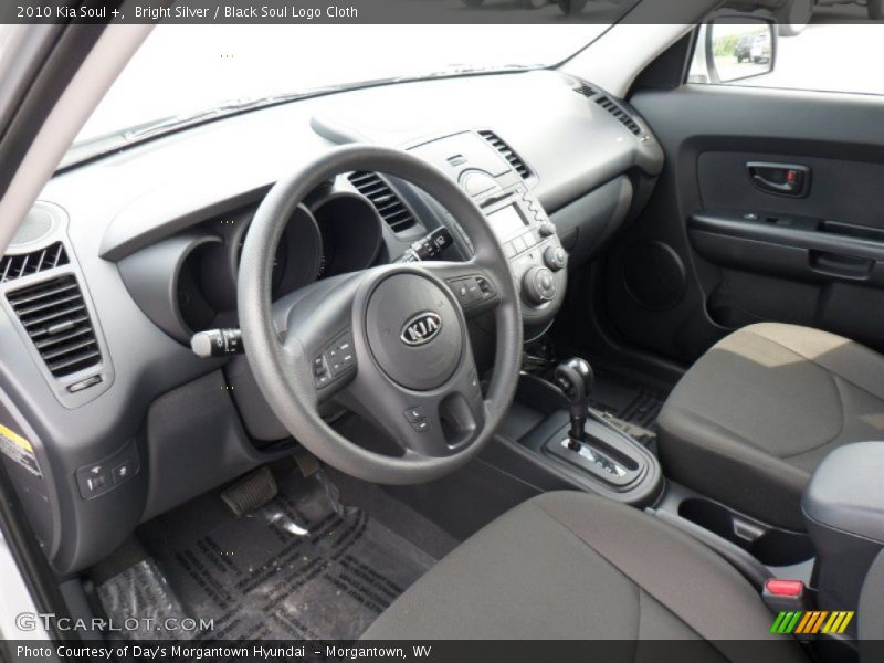 Bright Silver / Black Soul Logo Cloth 2010 Kia Soul +