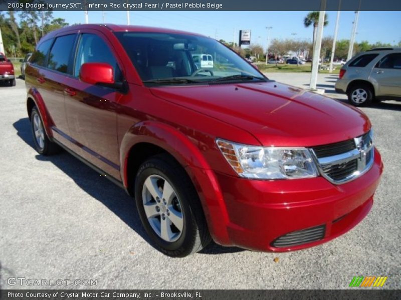 Front 3/4 View of 2009 Journey SXT