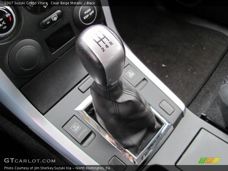  2007 Grand Vitara  5 Speed Manual Shifter