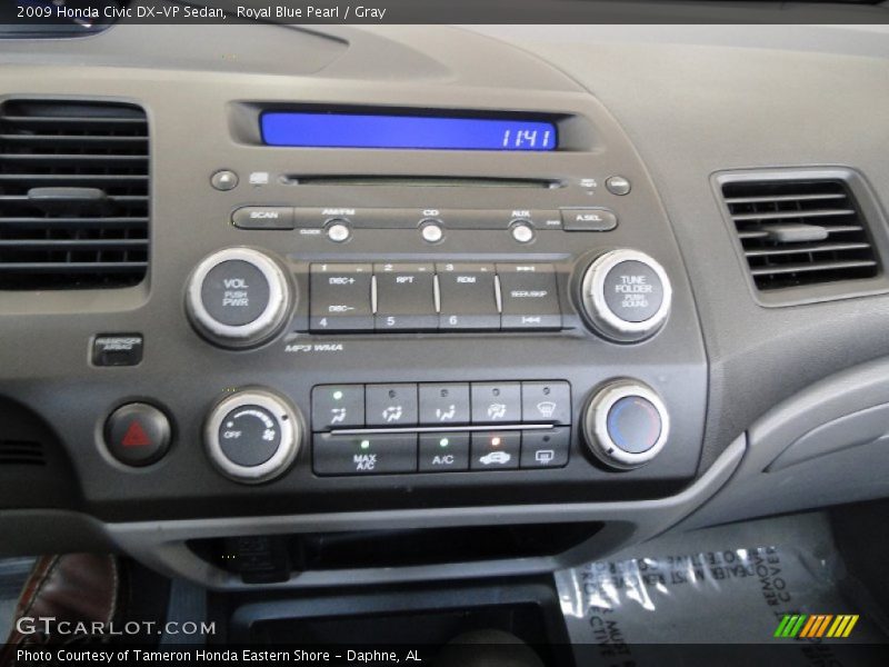 Controls of 2009 Civic DX-VP Sedan