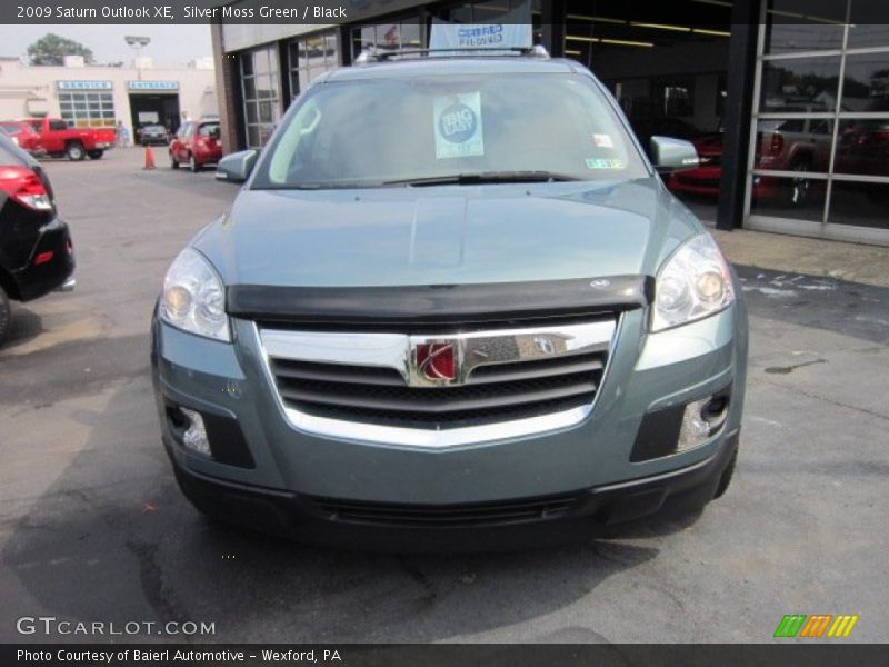 Silver Moss Green / Black 2009 Saturn Outlook XE