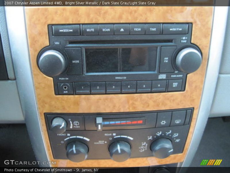 Controls of 2007 Aspen Limited 4WD