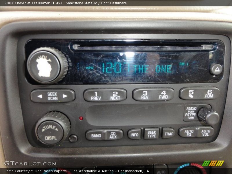 Sandstone Metallic / Light Cashmere 2004 Chevrolet TrailBlazer LT 4x4