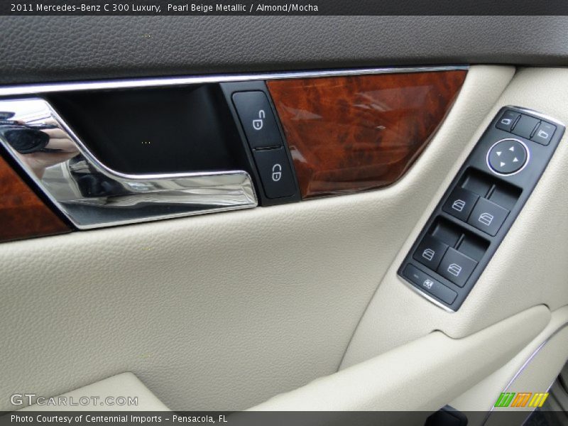 Pearl Beige Metallic / Almond/Mocha 2011 Mercedes-Benz C 300 Luxury