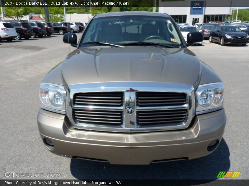 Light Khaki Metallic / Khaki 2007 Dodge Dakota SLT Quad Cab 4x4