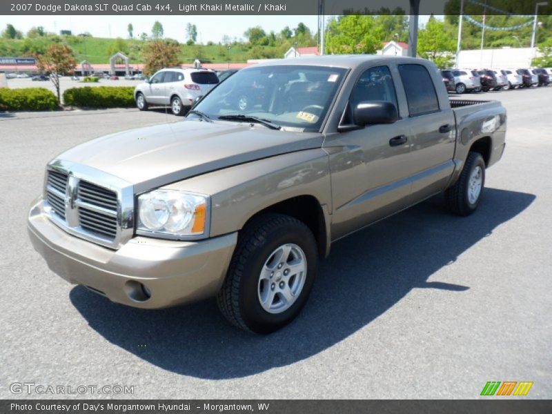Light Khaki Metallic / Khaki 2007 Dodge Dakota SLT Quad Cab 4x4