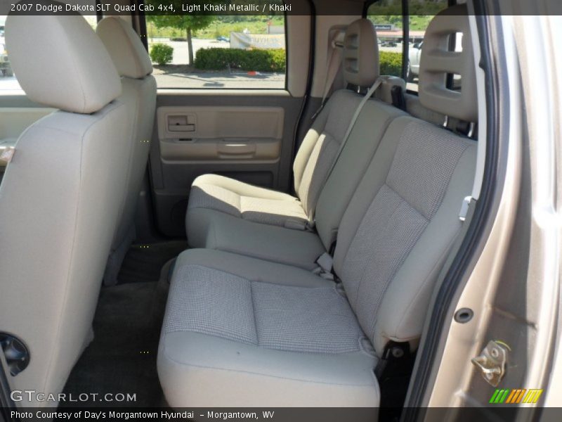 Light Khaki Metallic / Khaki 2007 Dodge Dakota SLT Quad Cab 4x4
