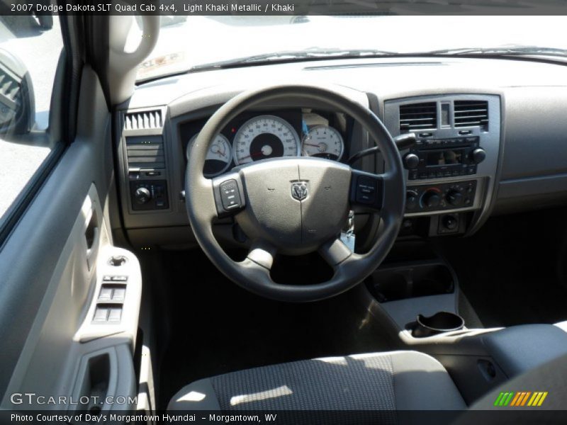 Light Khaki Metallic / Khaki 2007 Dodge Dakota SLT Quad Cab 4x4