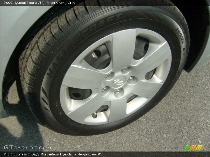 Bright Silver / Gray 2009 Hyundai Sonata GLS