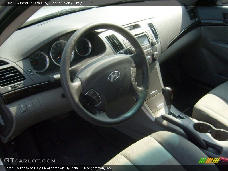 Bright Silver / Gray 2009 Hyundai Sonata GLS
