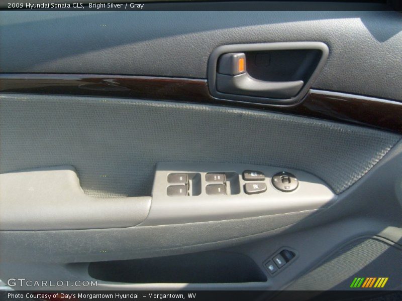Bright Silver / Gray 2009 Hyundai Sonata GLS