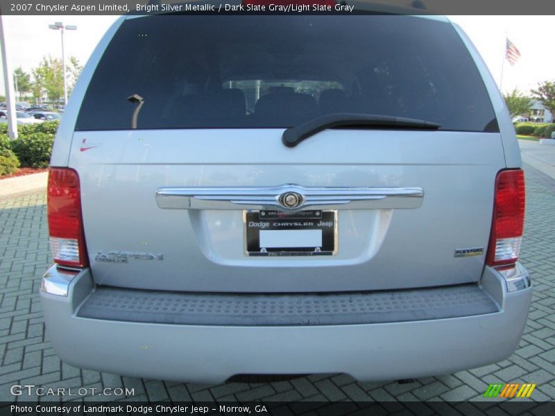 Bright Silver Metallic / Dark Slate Gray/Light Slate Gray 2007 Chrysler Aspen Limited
