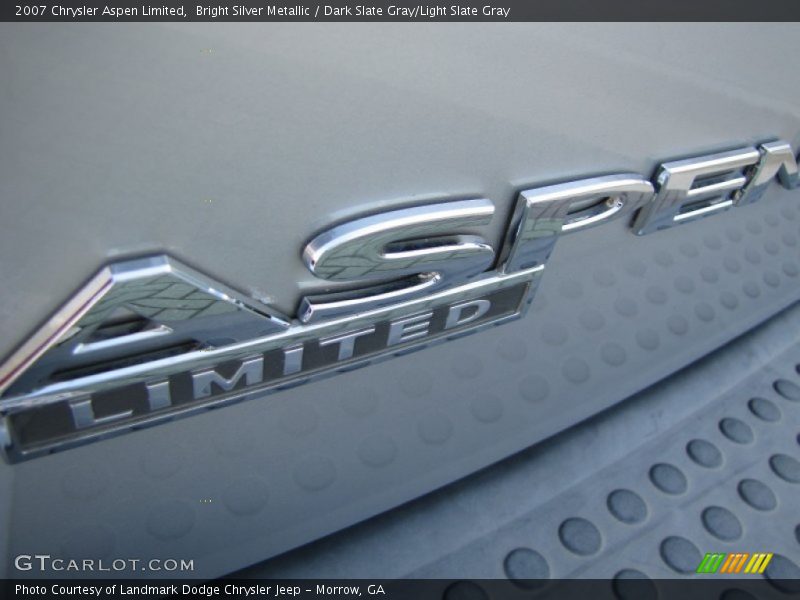 Bright Silver Metallic / Dark Slate Gray/Light Slate Gray 2007 Chrysler Aspen Limited