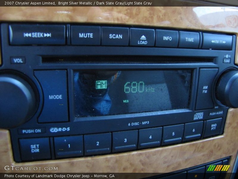 Bright Silver Metallic / Dark Slate Gray/Light Slate Gray 2007 Chrysler Aspen Limited