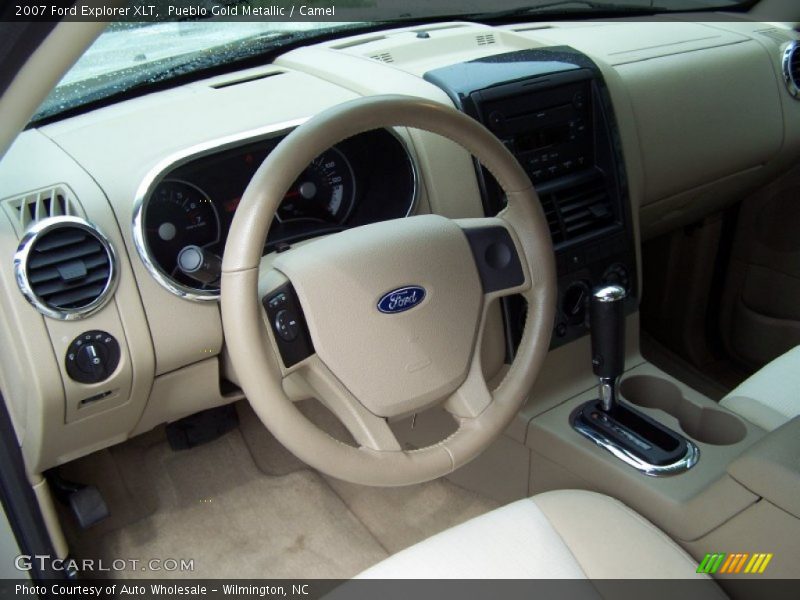 Pueblo Gold Metallic / Camel 2007 Ford Explorer XLT
