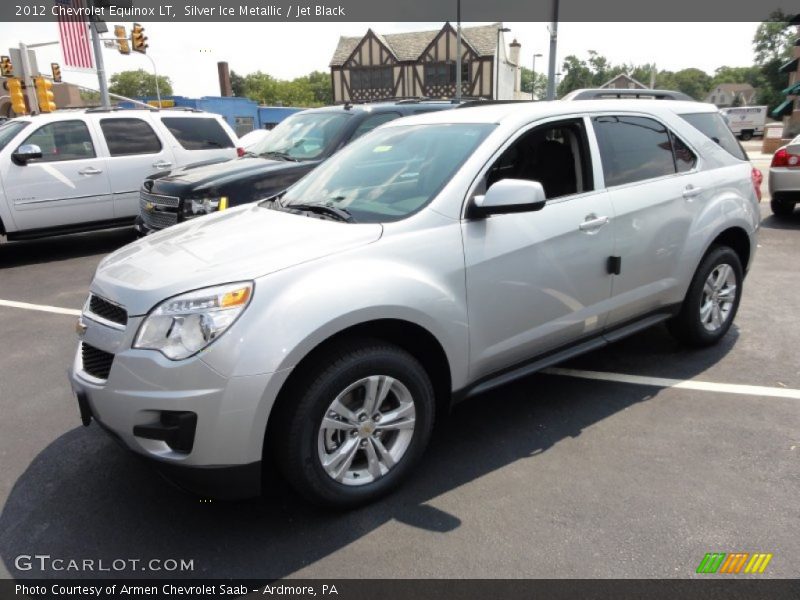 Front 3/4 View of 2012 Equinox LT