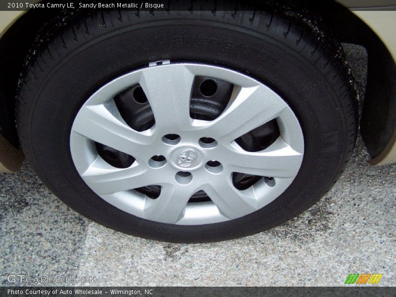 Sandy Beach Metallic / Bisque 2010 Toyota Camry LE