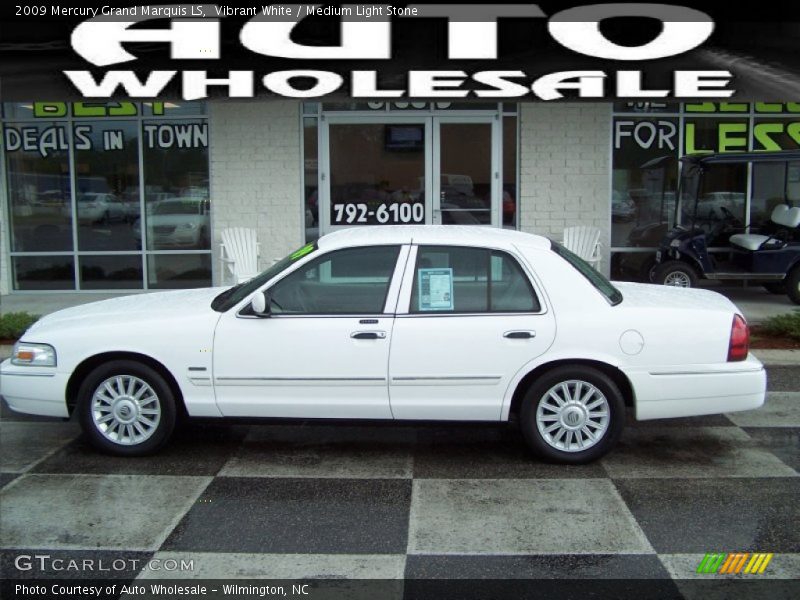 Vibrant White / Medium Light Stone 2009 Mercury Grand Marquis LS