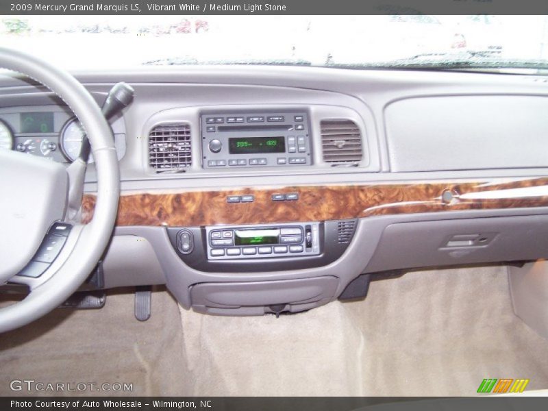 Vibrant White / Medium Light Stone 2009 Mercury Grand Marquis LS