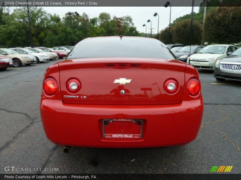 Victory Red / Gray 2009 Chevrolet Cobalt LS Coupe
