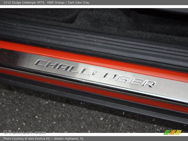  2010 Challenger SRT8 Logo