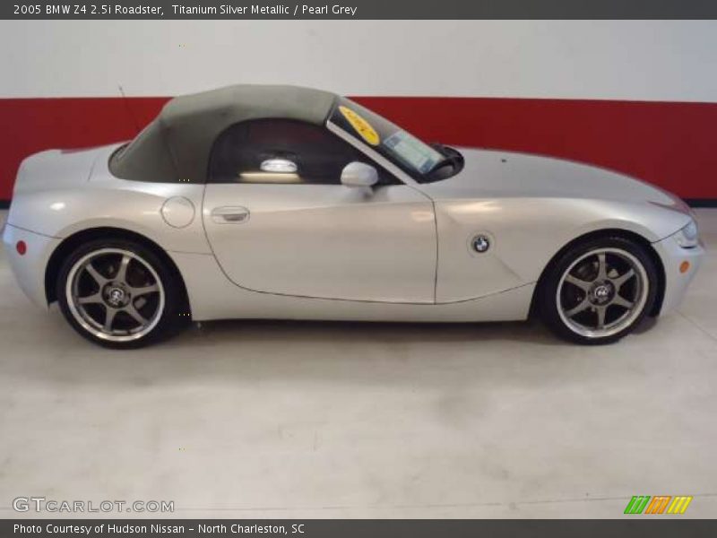 Titanium Silver Metallic / Pearl Grey 2005 BMW Z4 2.5i Roadster