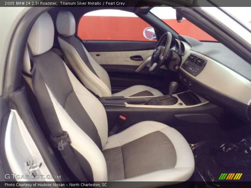 Titanium Silver Metallic / Pearl Grey 2005 BMW Z4 2.5i Roadster