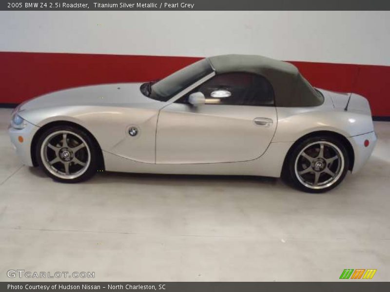 Titanium Silver Metallic / Pearl Grey 2005 BMW Z4 2.5i Roadster