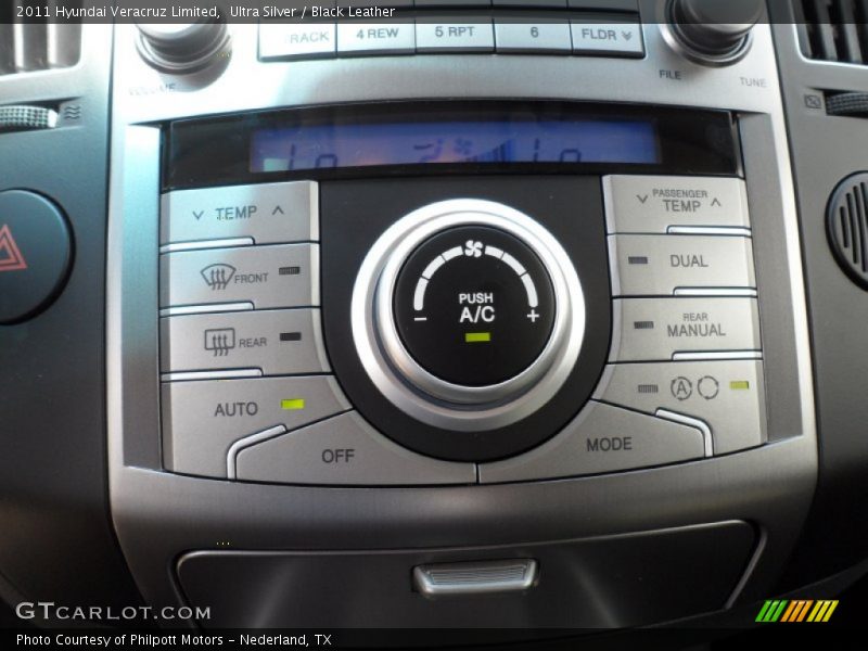 Ultra Silver / Black Leather 2011 Hyundai Veracruz Limited