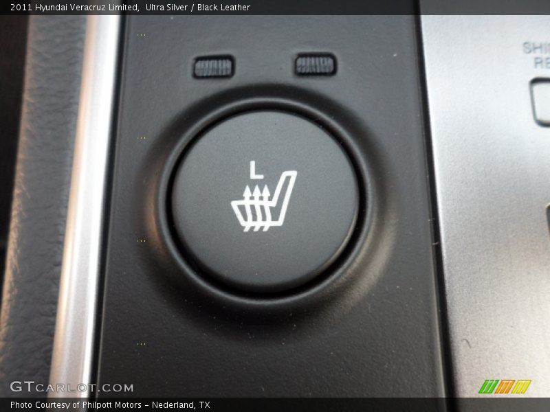 Ultra Silver / Black Leather 2011 Hyundai Veracruz Limited