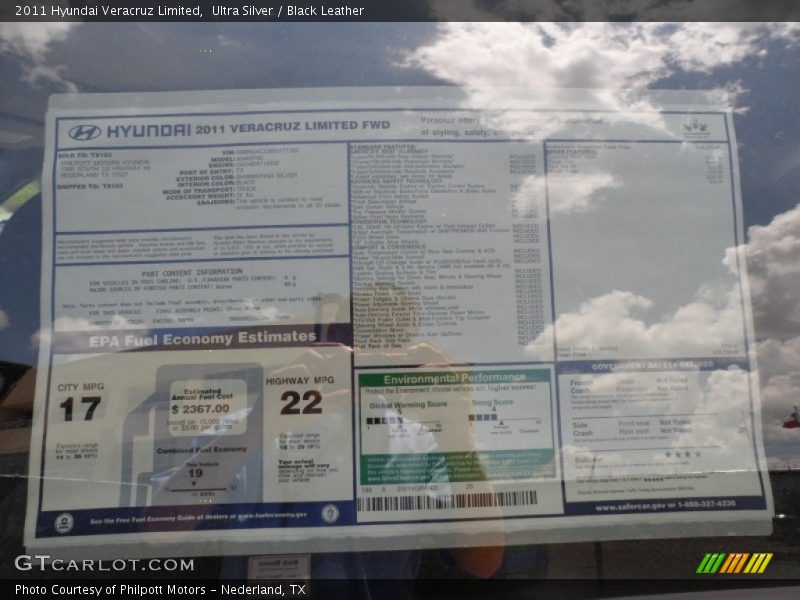 Ultra Silver / Black Leather 2011 Hyundai Veracruz Limited