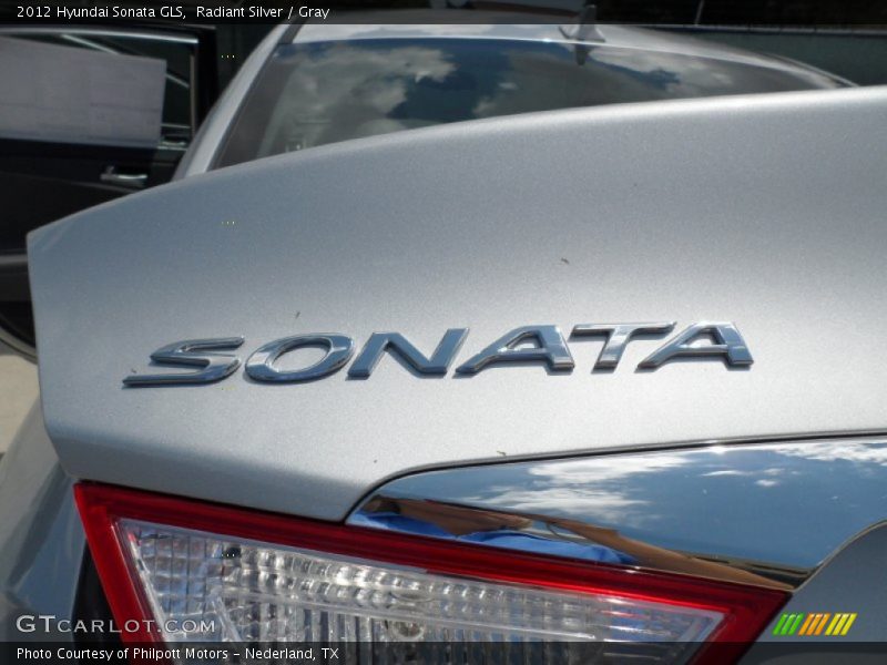 Radiant Silver / Gray 2012 Hyundai Sonata GLS