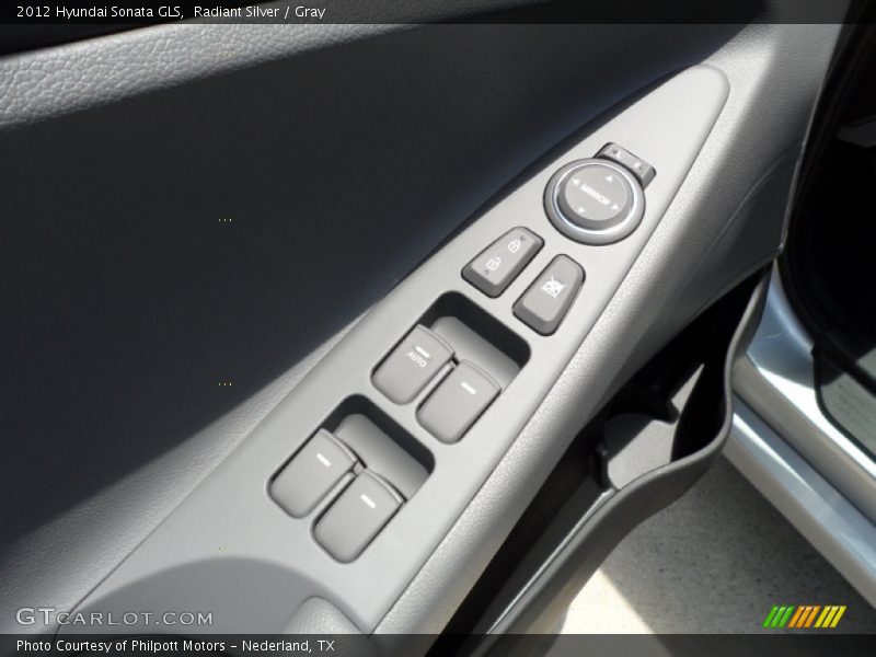 Radiant Silver / Gray 2012 Hyundai Sonata GLS