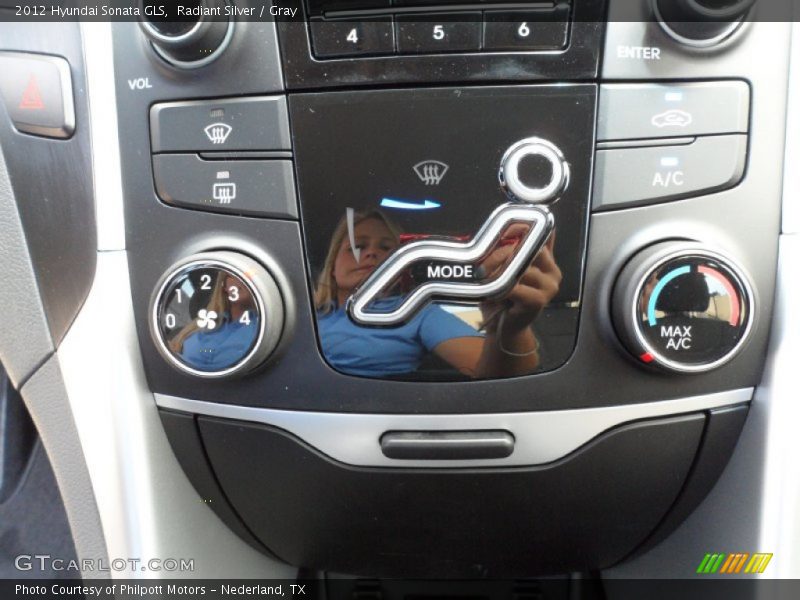 Radiant Silver / Gray 2012 Hyundai Sonata GLS