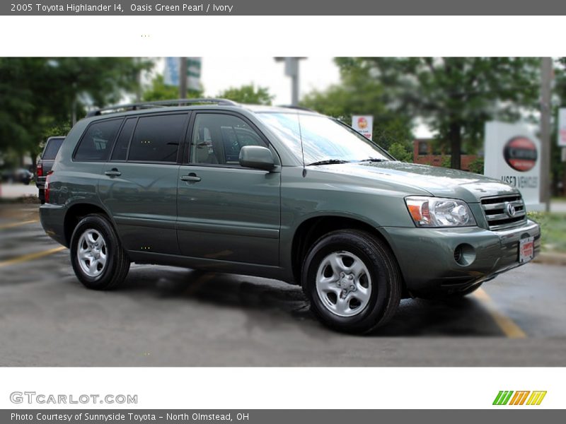 Oasis Green Pearl / Ivory 2005 Toyota Highlander I4